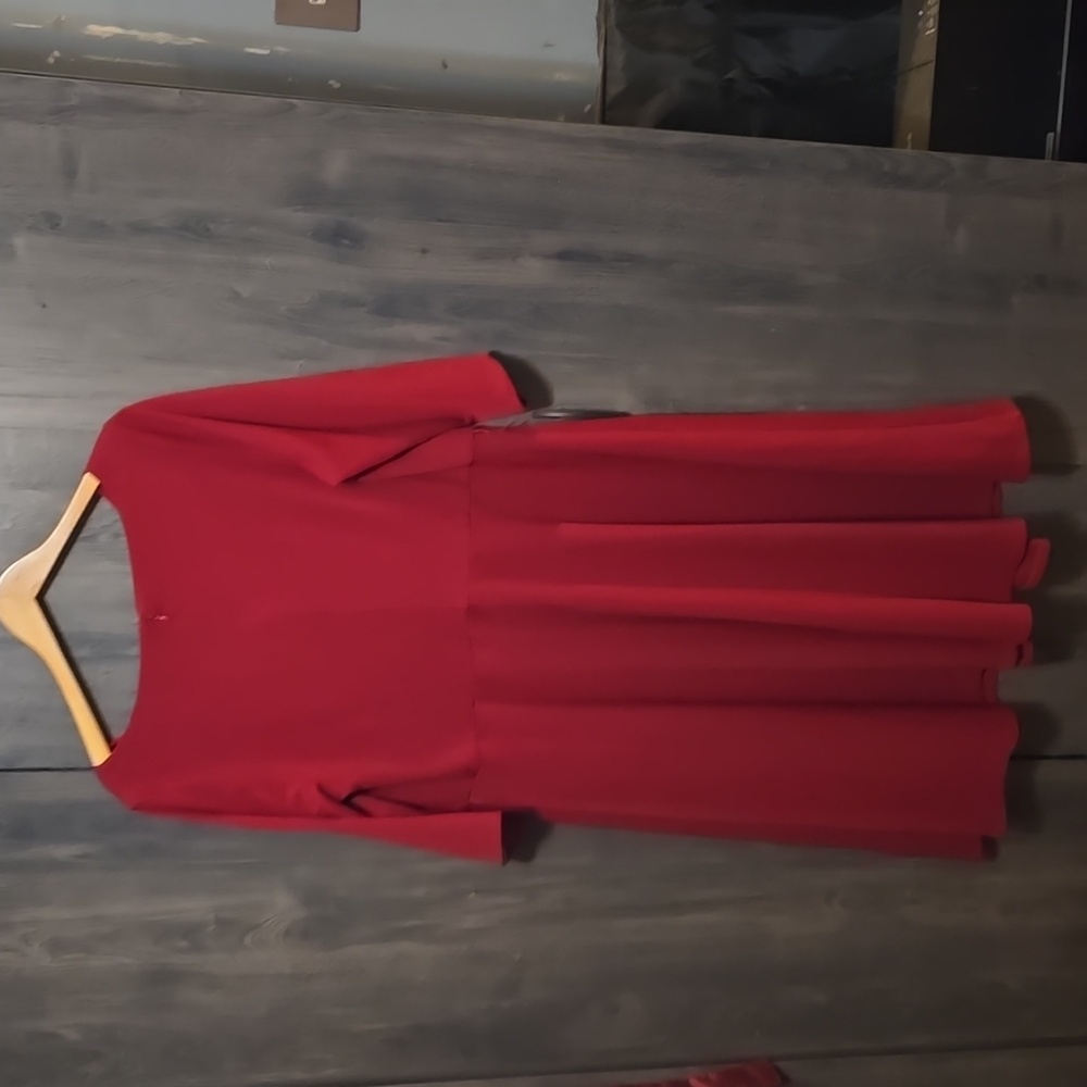Gabby Skye Dress - Picture 4 of 4